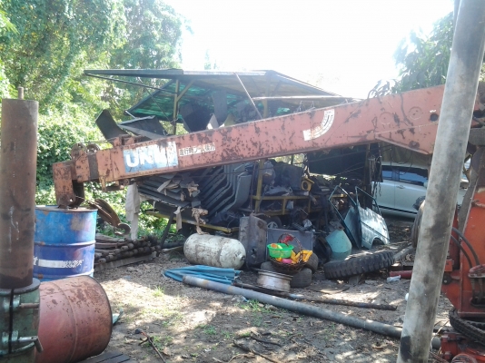 ขายเครนยูนิค 4.5 ตัน 3 ปลอก 150000บาท