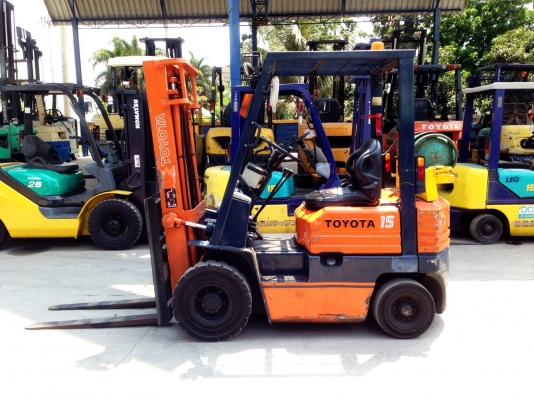 ขาย TOYOTA 5FG15 เสาสูง3เมตร ราคาเบาๆ สนใจติดต่อ083-062-0223