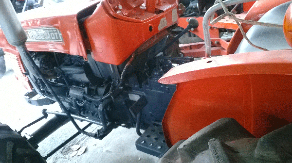 ขายรถไถคูโบต้า 2 เพลา 22 แรง พร้อมอุปกรณ์