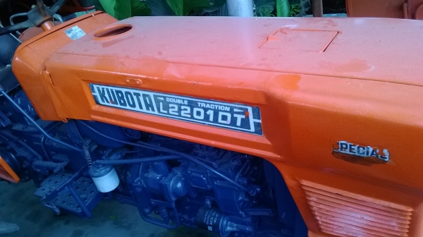 ขายรถไถคูโบต้า 2 เพลา 22 แรง พร้อมอุปกรณ์