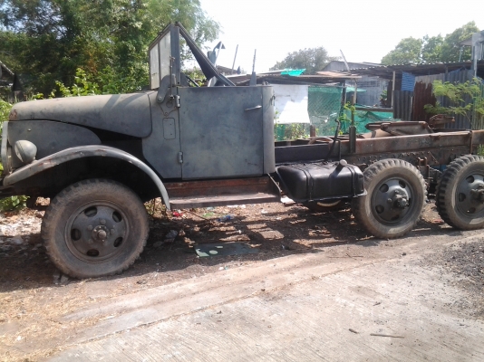 ขายครับรถทหาร 10ล้อ ดั๊ม3เพลา เครื่องดีเซล6สูบ พร้อมเอกสารประมูลครบพร้อมแจ้งเกิดครับ ขาย 255000 บาท