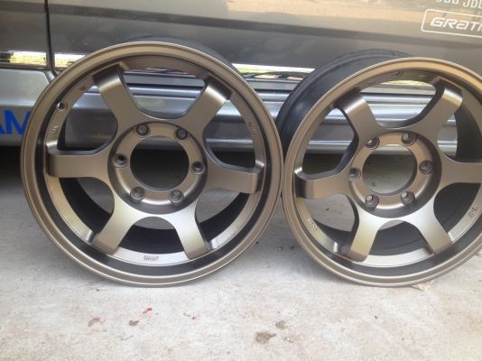 ขายล้อแม็ก TE 37 ขอบ 16 พร้อมยาง michelin  215/65/16  สภาพสวยครับ