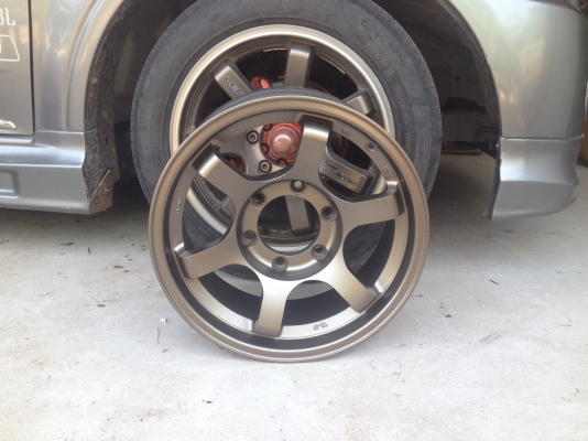 ขายล้อแม็ก TE 37 ขอบ 16 พร้อมยาง michelin  215/65/16  สภาพสวยครับ