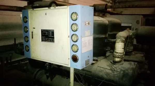 ขาย screw compressor +Chiller 100 Ton