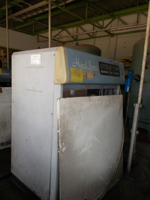 ขาย screw compressor +Chiller 100 Ton ขาย screw compressor +Chiller 100 Ton