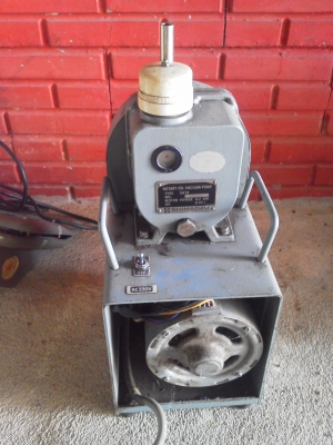 เครื่องแว็คคั่ม โรตารี่ VACUUM ของญี่ปุ่นแท้ ยี่ห้อ SHIMADZU พร้อมใช้งาน