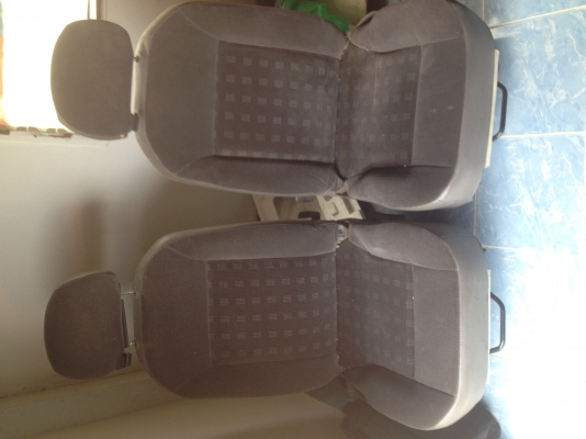 ขายเบาะคู่หน้า isuzu d-max ปี 2003