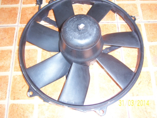 พัดลม BENZ c220