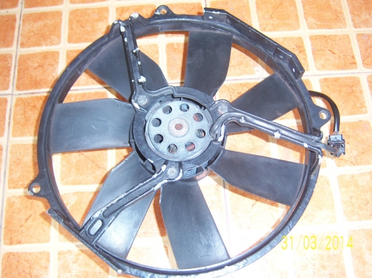 พัดลม BENZ c220