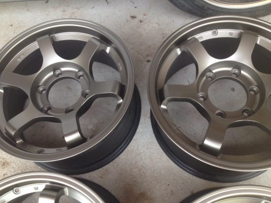 ขายล้อแม็ก TE 37 ขอบ 16 พร้อมยาง michelin  215 65 16  สภาพสวยครับ