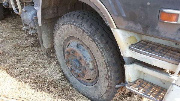 **1,320,000 บ.ต่อรอง**ขาย10ล้อ2เพลาดั้ม(แม่เดี่ยว) HINO FM3MNLD M10C 240HP เครื่องเดิมเกียร์เดิม M10C 240แรง เครื่องแน่นแรงดี ช่วงล่างเดิมคัสซีสวยไม่ปะไม่ดามไม่มีบวม กระบะดั้มเหล็ก10ตันสภาพดี พื้นดีข้างดีไม่ผุ หัวเก๋งเดิมๆ ภายในสวยคอนโซลครบ แอร์ พ.พาวเวอร