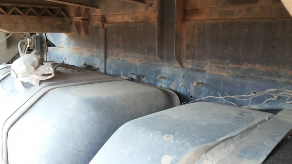 **1,320,000 บ.ต่อรอง**ขาย10ล้อ2เพลาดั้ม(แม่เดี่ยว) HINO FM3MNLD M10C 240HP เครื่องเดิมเกียร์เดิม M10C 240แรง เครื่องแน่นแรงดี ช่วงล่างเดิมคัสซีสวยไม่ปะไม่ดามไม่มีบวม กระบะดั้มเหล็ก10ตันสภาพดี พื้นดีข้างดีไม่ผุ หัวเก๋งเดิมๆ ภายในสวยคอนโซลครบ แอร์ พ.พาวเวอร