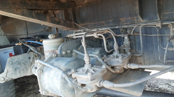 **1,320,000 บ.ต่อรอง**ขาย10ล้อ2เพลาดั้ม(แม่เดี่ยว) HINO FM3MNLD M10C 240HP เครื่องเดิมเกียร์เดิม M10C 240แรง เครื่องแน่นแรงดี ช่วงล่างเดิมคัสซีสวยไม่ปะไม่ดามไม่มีบวม กระบะดั้มเหล็ก10ตันสภาพดี พื้นดีข้างดีไม่ผุ หัวเก๋งเดิมๆ ภายในสวยคอนโซลครบ แอร์ พ.พาวเวอร