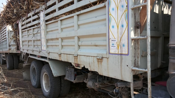 **1,320,000 บ.ต่อรอง**ขาย10ล้อ2เพลาดั้ม(แม่เดี่ยว) HINO FM3MNLD M10C 240HP เครื่องเดิมเกียร์เดิม M10C 240แรง เครื่องแน่นแรงดี ช่วงล่างเดิมคัสซีสวยไม่ปะไม่ดามไม่มีบวม กระบะดั้มเหล็ก10ตันสภาพดี พื้นดีข้างดีไม่ผุ หัวเก๋งเดิมๆ ภายในสวยคอนโซลครบ แอร์ พ.พาวเวอร