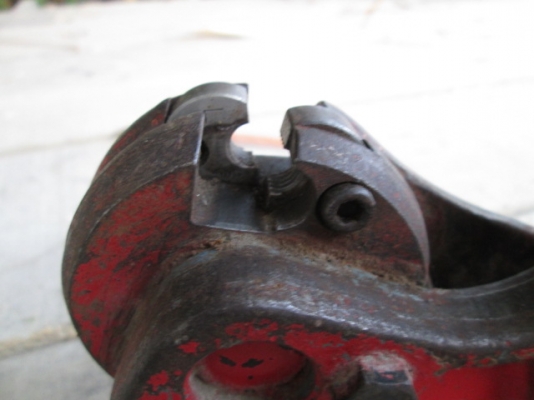 แท่นตัดเหล็ก MCC AB-3W แท่นตัดเหล็ก MCC AB-3W