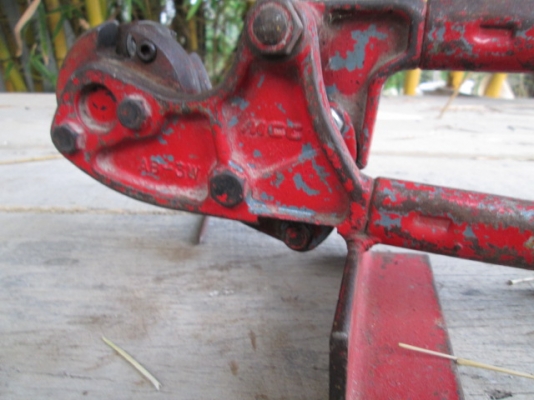 แท่นตัดเหล็ก MCC AB-3W แท่นตัดเหล็ก MCC AB-3W