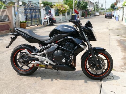 ขาย Kawasaki ER6-n ปี 2011 ราคาเพียง 170,000 บาท