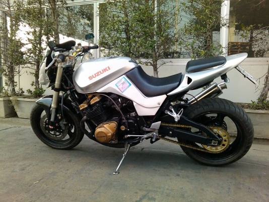 ขายหรือแลก SUZUKI KANTANA 750 cc เครื่องฝาทอง