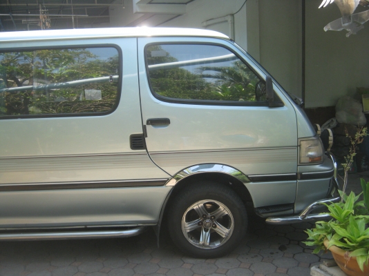 ขายรถบ้านแท้ๆ รถตู้หัวจรวด TOYOTA 2500 CC ปี96 มือเดียวออกห้าง รถใช้ส่วนตัว