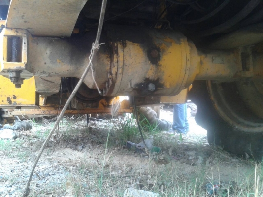 ขายแทร็กเตอร์ JCB ยกคัน หรืออะไหล่ก็ได้