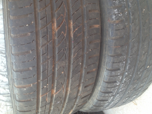 ขายยาง 205/45/17 4 เส้น