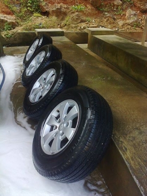 แม็กซ์ป่าวไททัล16ตัวเก่าสภาพใหม่ไม่มีเบียด-ไม่ซ่อม