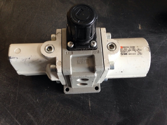 ขายอุปกรณ์ เพิ่มแรงดันลม SMC สภาพสวย ขนาดการใช้งานตามเพจครับ มีหลายตัว