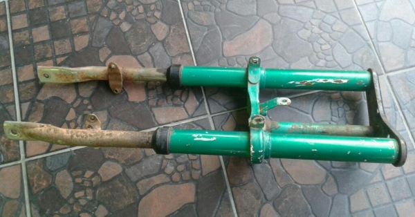 โช็คหน้าชาลีแกนใหญ่ 1250