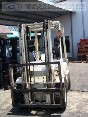 ขายรถ โฟล์คลิฟท์ TCM รุ่น FD20Z5