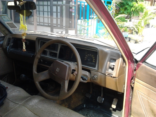 ขาย KB 2500  พร้อมใช้  หลังคาไม่มีนะครับ เอาออกแล้ว