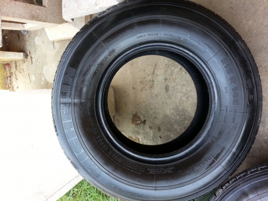 ขายยาง XCD215r14..กลางปี 12(ขายแล้วครับ..ส่งไป ปราจีนบุรี)