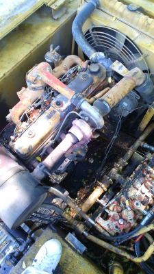 รถแบคโฮ KOBELCO SK907 มีลายหัวแย๊กซ์ ชอบราคาเท่าไร ต่อรองกันได้ครับ