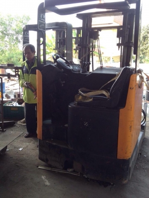 ขายโฟคลิฟท์ตามสภาพ2คัน130000