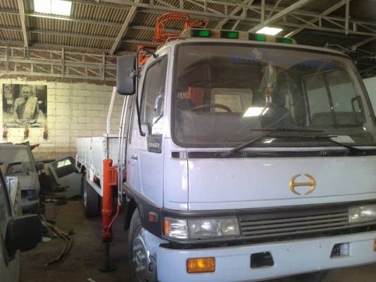 ขายรถบรรทุก 6 ล้อ ติดเฮี๊ยบ 850,000 บาท