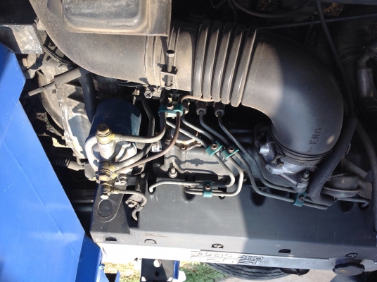 ขายรถบรรทุก 6 ล้อ ISUZU NPR 120 แรง หัวการ์ตูน (รถห้างมือเดียว) รถสภาพดีสวยมาก สภาพพร้อมใช้งาน เอกสารพร้อมโอน