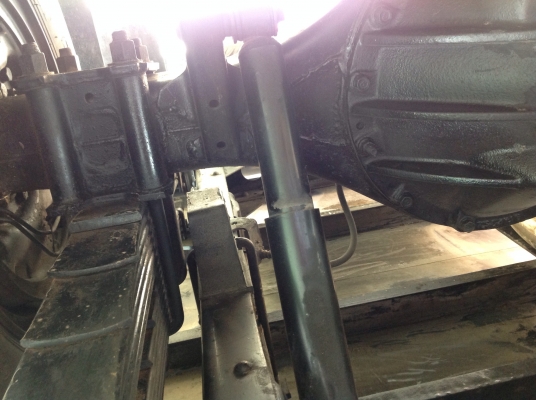 ขายรถบรรทุก 6 ล้อ ISUZU NPR 120 แรง หัวการ์ตูน (รถห้างมือเดียว) รถสภาพดีสวยมาก สภาพพร้อมใช้งาน เอกสารพร้อมโอน