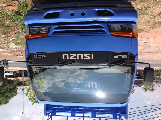 ขายรถบรรทุก 6 ล้อ ISUZU NPR 120 แรง หัวการ์ตูน (รถห้างมือเดียว) รถสภาพดีสวยมาก สภาพพร้อมใช้งาน เอกสารพร้อมโอน