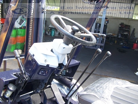 ขาย รถโฟล์คลิฟท์ KOMATSU รุ่น FD25-11