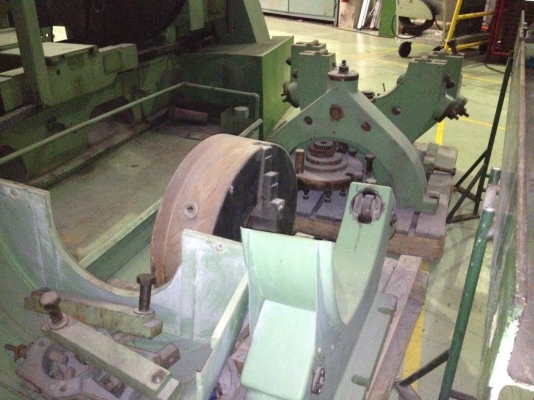 เครื่องกลึง Lathe TOS CELAKOVICE SU 125 H