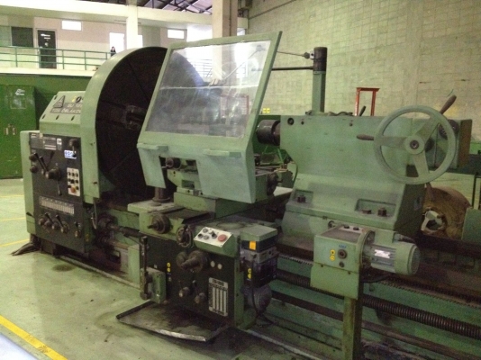 เครื่องกลึง Lathe TOS CELAKOVICE SU 125 H