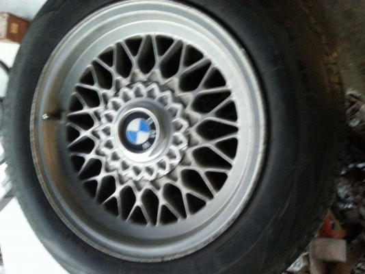 ขายล้อถอดออกจาก bmw e12 ยาวสวย