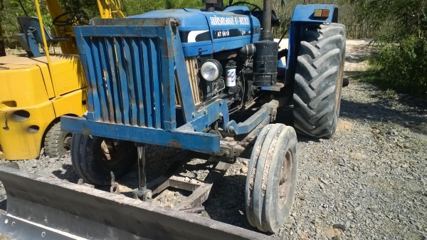 รถไถ NEW HALLAND AT6610 รถสวย แห้ง สภาพดี พร้อมใช้ เล่มทะเบียน...