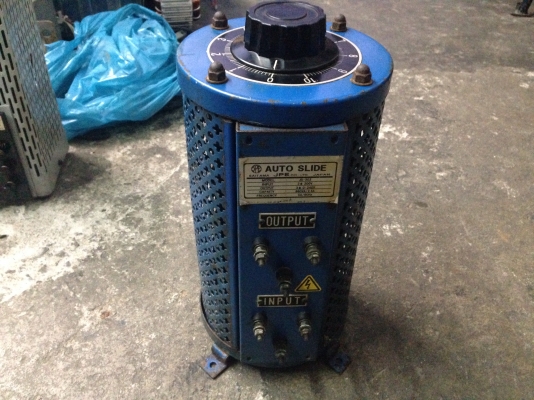 ขายหม้อแปลงไฟฟ้า JPE auto slide 220 V ใช้ได้ทั้งไฟบ้าน และไฟ 3 เฟส 220 V ปรับได้ตั้งแต่ 0-240 V made in japan