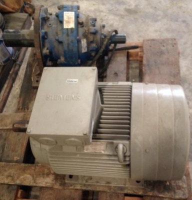 มอเตอร์ Motor ยี่ห้อ SIEMENS 22 KW/6P 400/690V 200L.B3 ยังไม่ได้ใช้งาน ใหม่ เก่าเก็บ