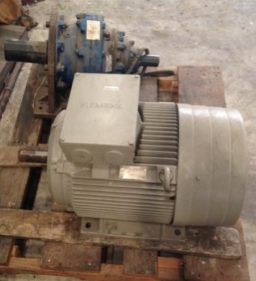 มอเตอร์ Motor ยี่ห้อ SIEMENS 22 KW/6P 400/690V 200L.B3 ยังไม่ได้ใช้งาน ใหม่ เก่าเก็บ