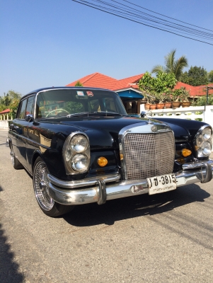 Benz 230s หางปลา