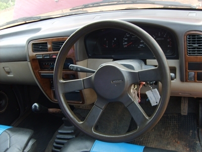 ขาย นิสสัน big m  ปี 39 พร้อมใช้