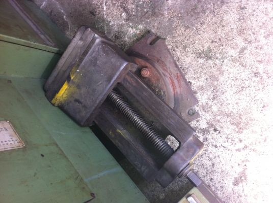 ขายด่วนเครื่องไส 24" ไต้หวัน