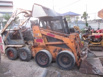 ขาย - รถตักล้อยาง TOYOTA: SDK6 สภาพสวยพร้อมใช้งาน มือสองเก่าญี่ปุ่น