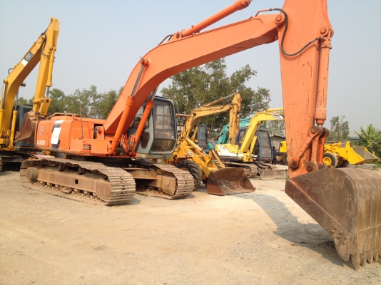 รถคุณสวย คุณภาพดี HITACHI EX200